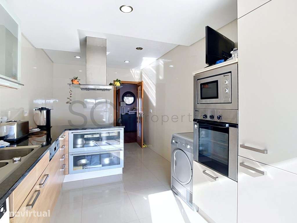 Apartamento T2 com arrecadação, excelentes áreas, Fernão Ferro - Grande imagem: 2/29