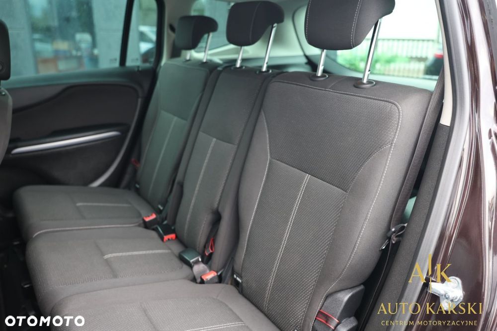 Opel Zafira - 34