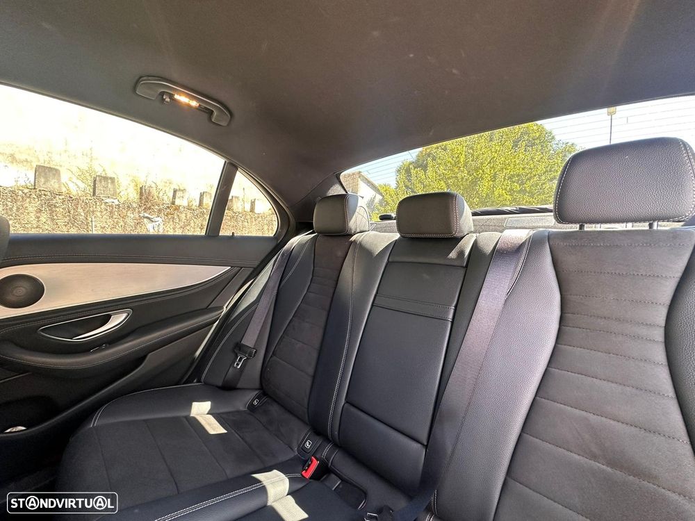 Mercedes-Benz E 300 de AMG Line - 15