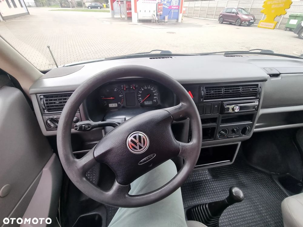 Volkswagen Transporter - 7