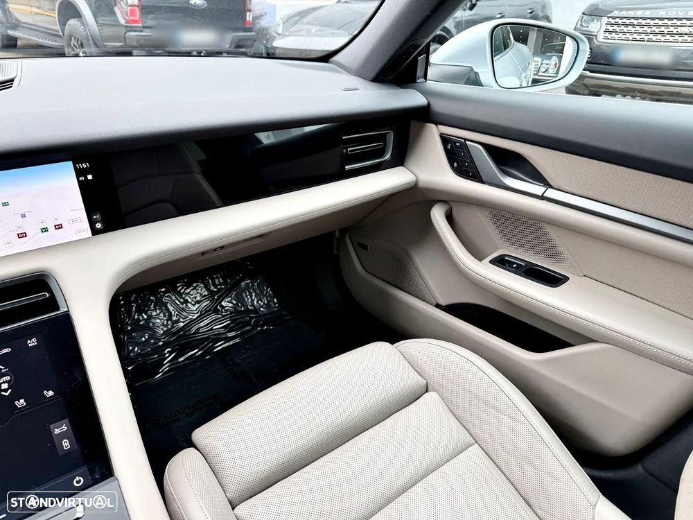 Porsche Taycan 4S - 20