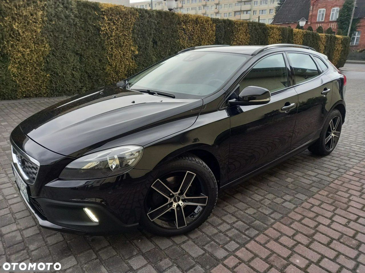 Volvo V40 Cross Country D2 Momentum - 4