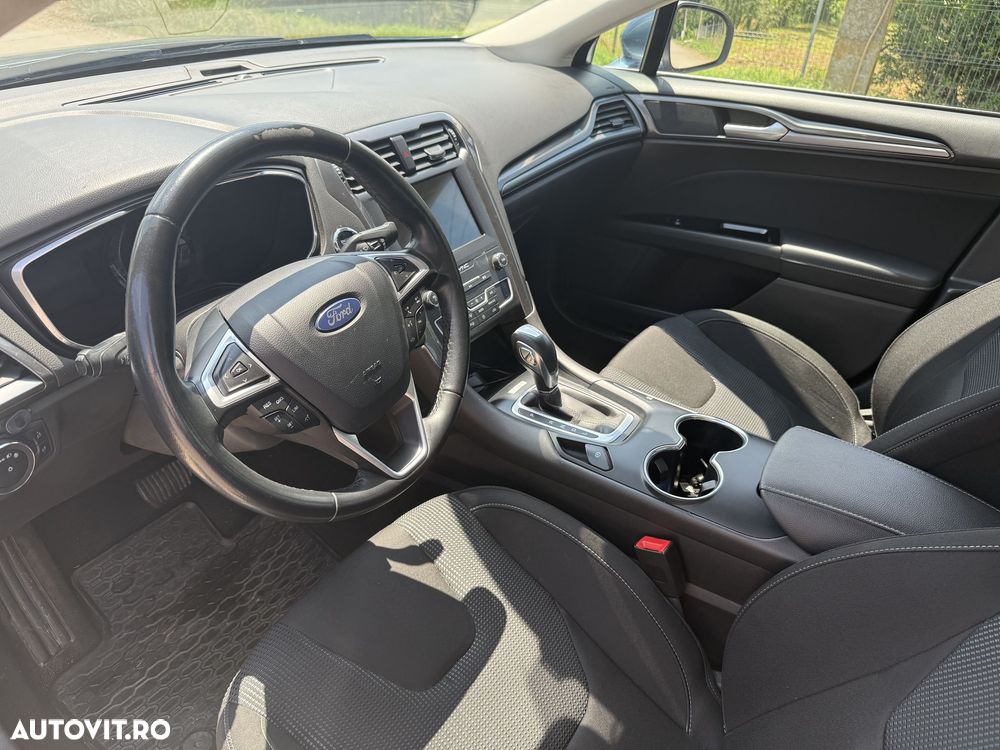 Ford Mondeo 2.0 HEV Titanium - 11