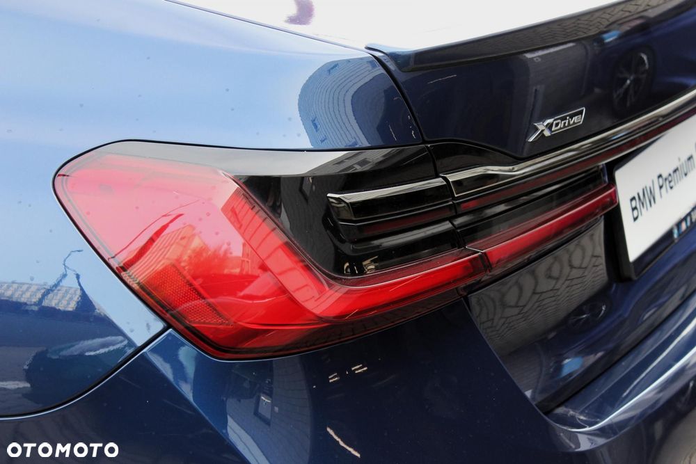 BMW Seria 7 - 24
