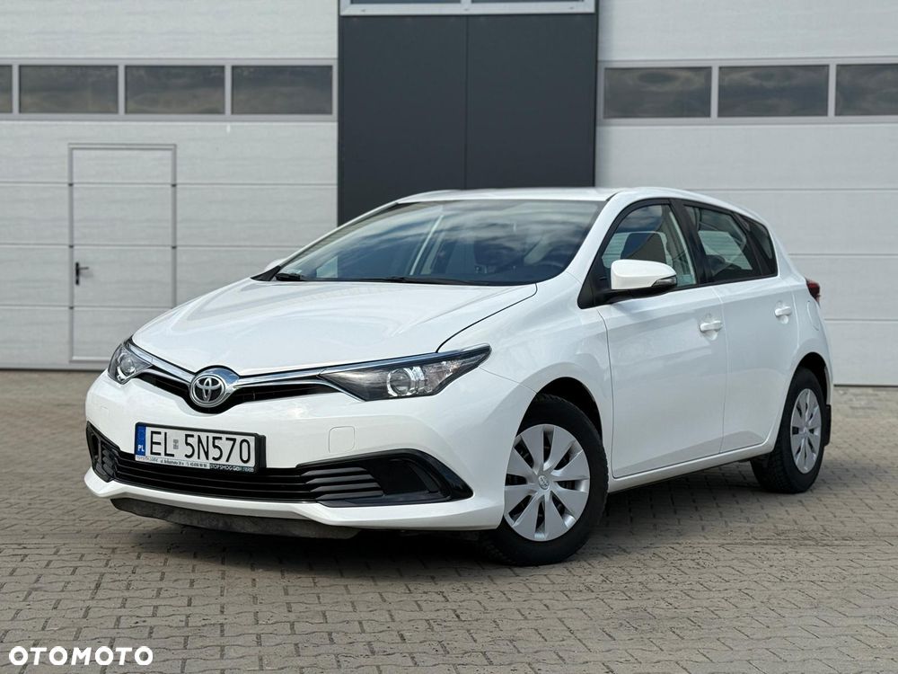 Toyota Auris - 8