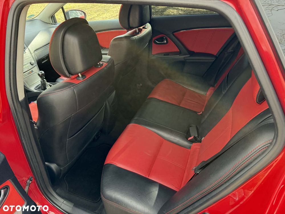 Toyota Avensis 1.8 Sol EU5 - 7