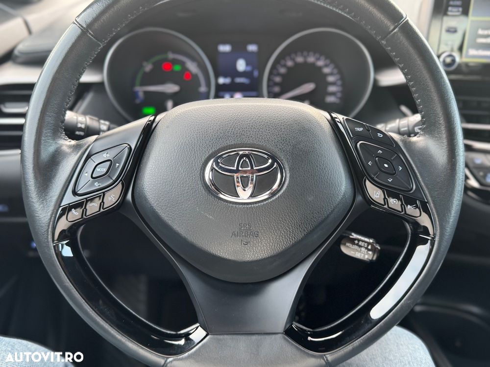 Toyota C-HR 1.8 HSD 4x2 CVT C-lassy LED - 7
