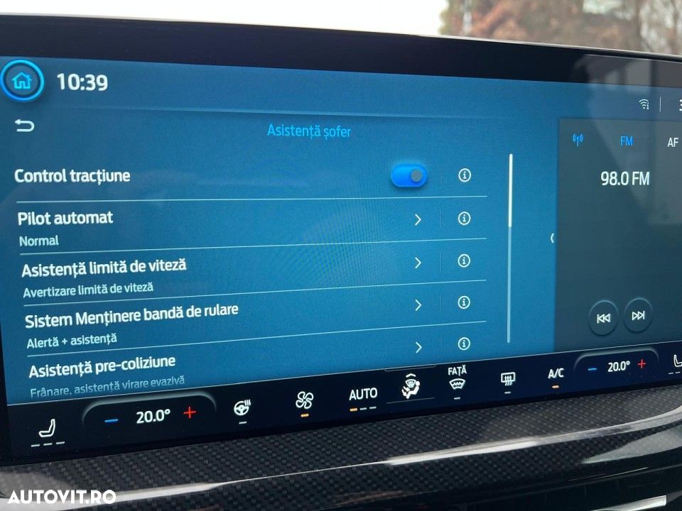 Ford Focus - 11