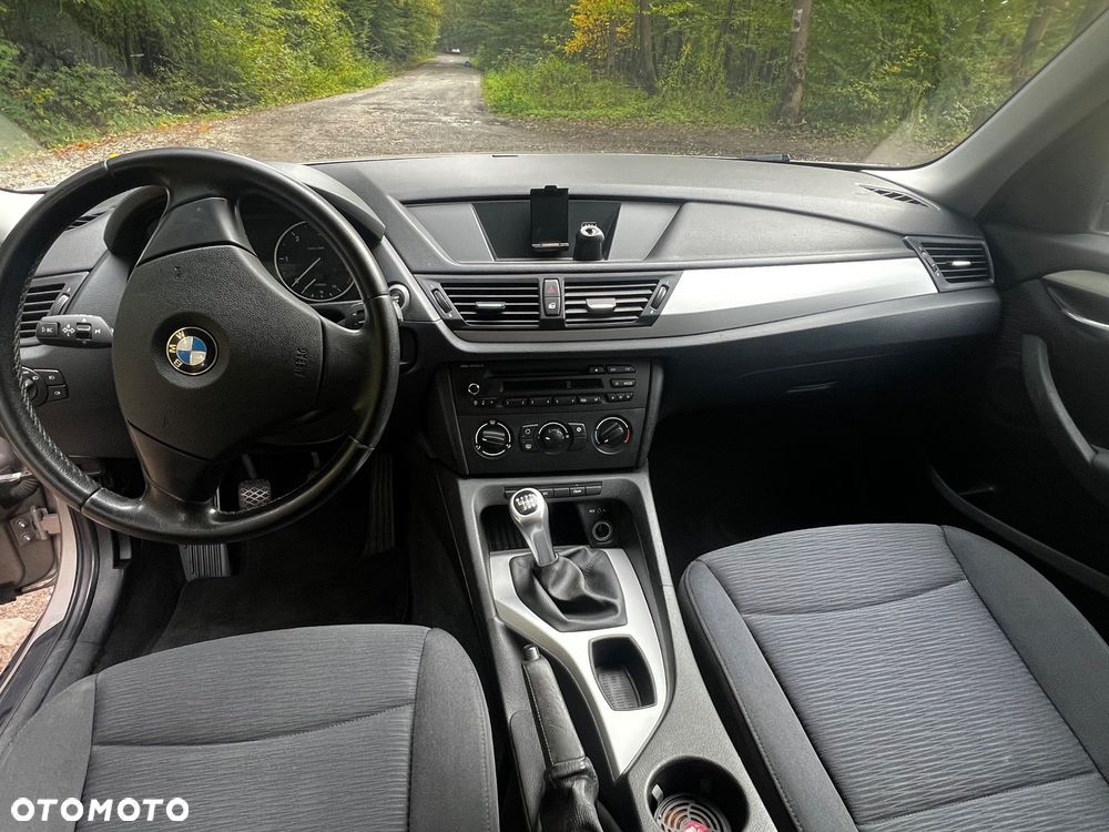 BMW X1 sDrive18d - 14