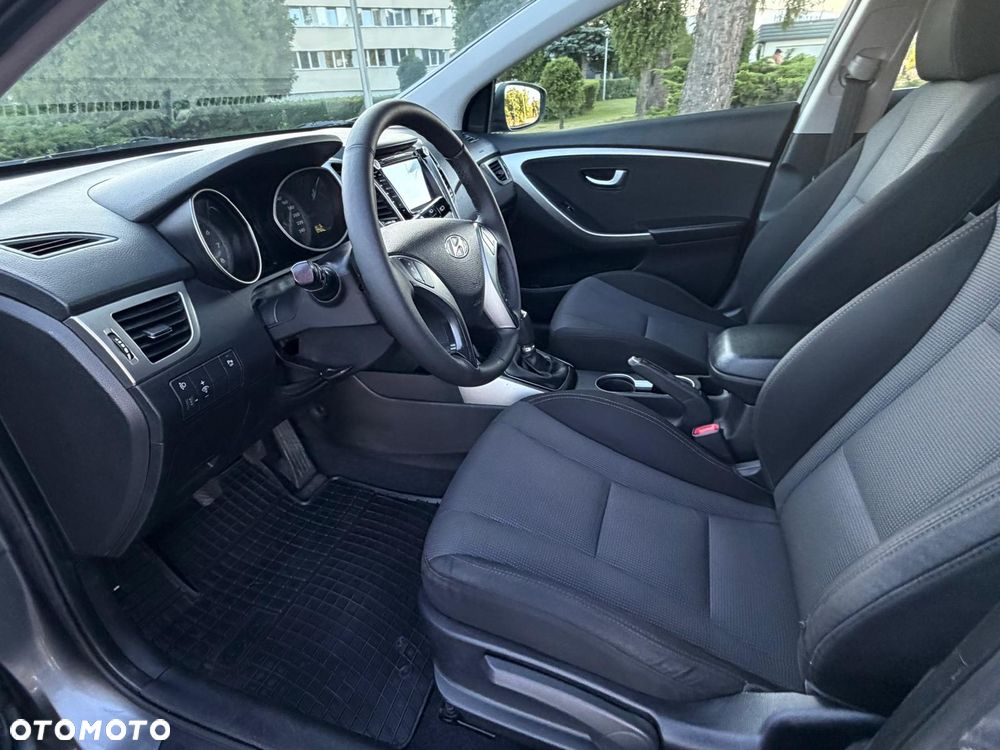 Hyundai i30 1.4 Premium - 9