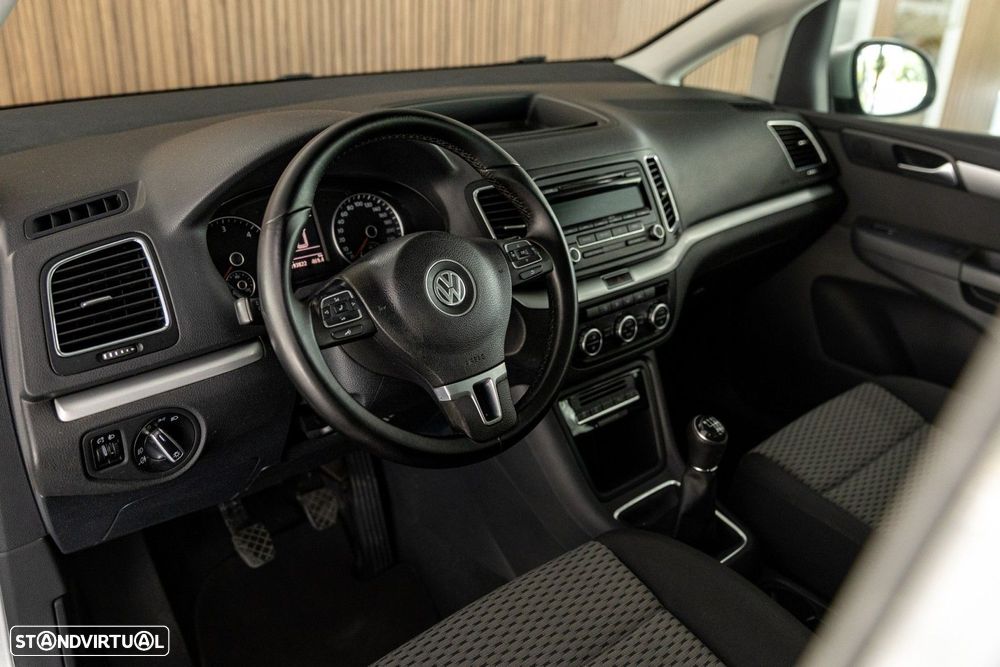 VW Sharan 2.0 TDI Confortline - 10