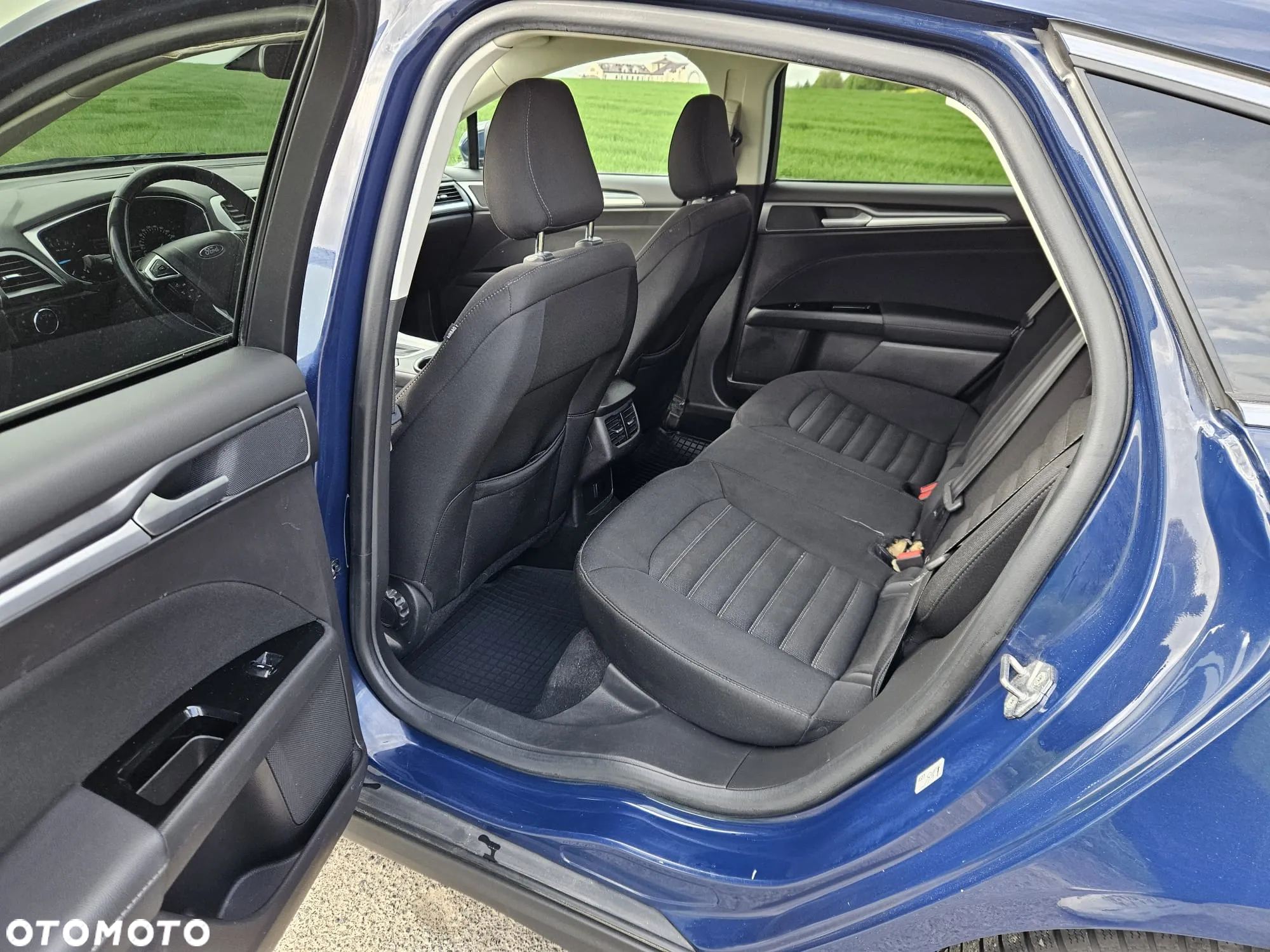 Ford Mondeo 2.0 TDCi Trend PowerShift - 6