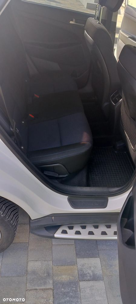 Hyundai Tucson 1.6 GDI BlueDrive Comfort 2WD - 12