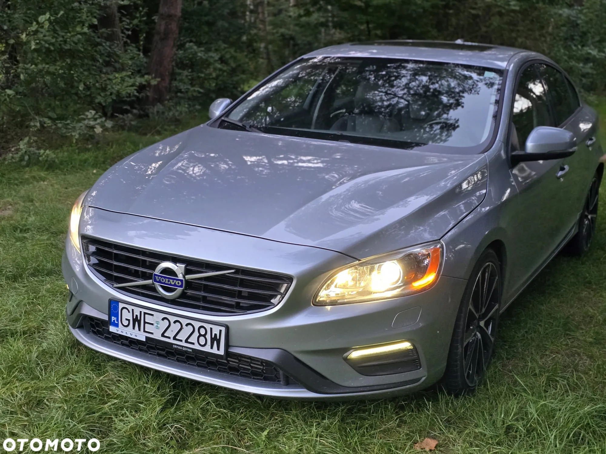 Volvo S60 T5 Drive-E R-Design Summum - 8