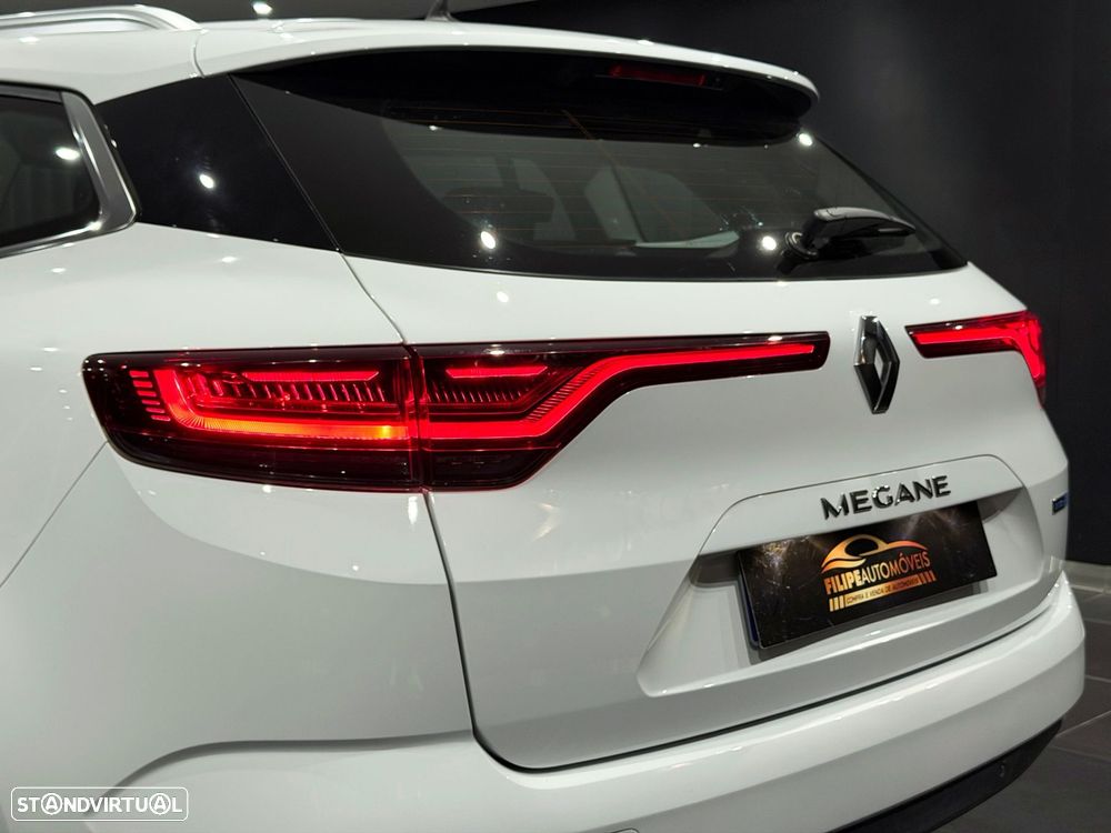Renault Mégane E-Tech Plug-in Hybrid 160 EQUILIBRE - 11