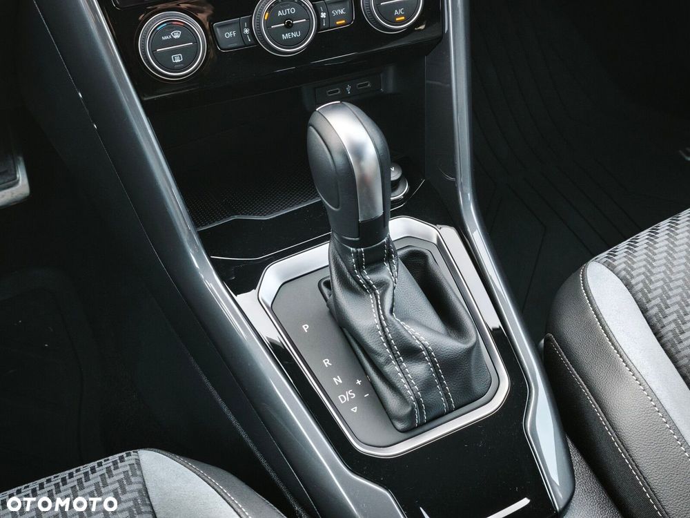 Volkswagen T-Roc 1.5 TSI ACT Premium DSG - 25