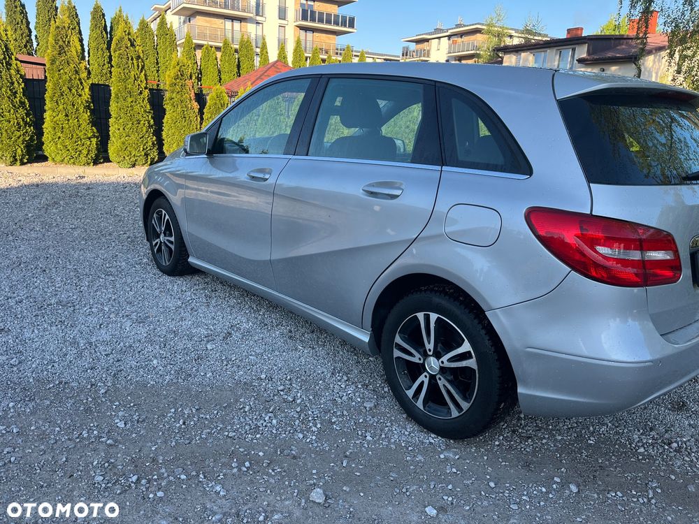 Mercedes-Benz Klasa B 180 (CDI) d - 4
