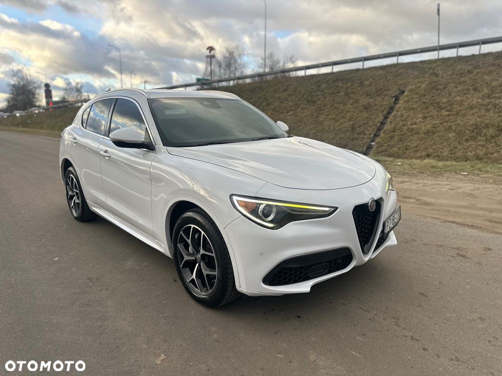 Alfa Romeo Stelvio 2.0 Turbo 16V AT8-Q4 B-Tech - 5
