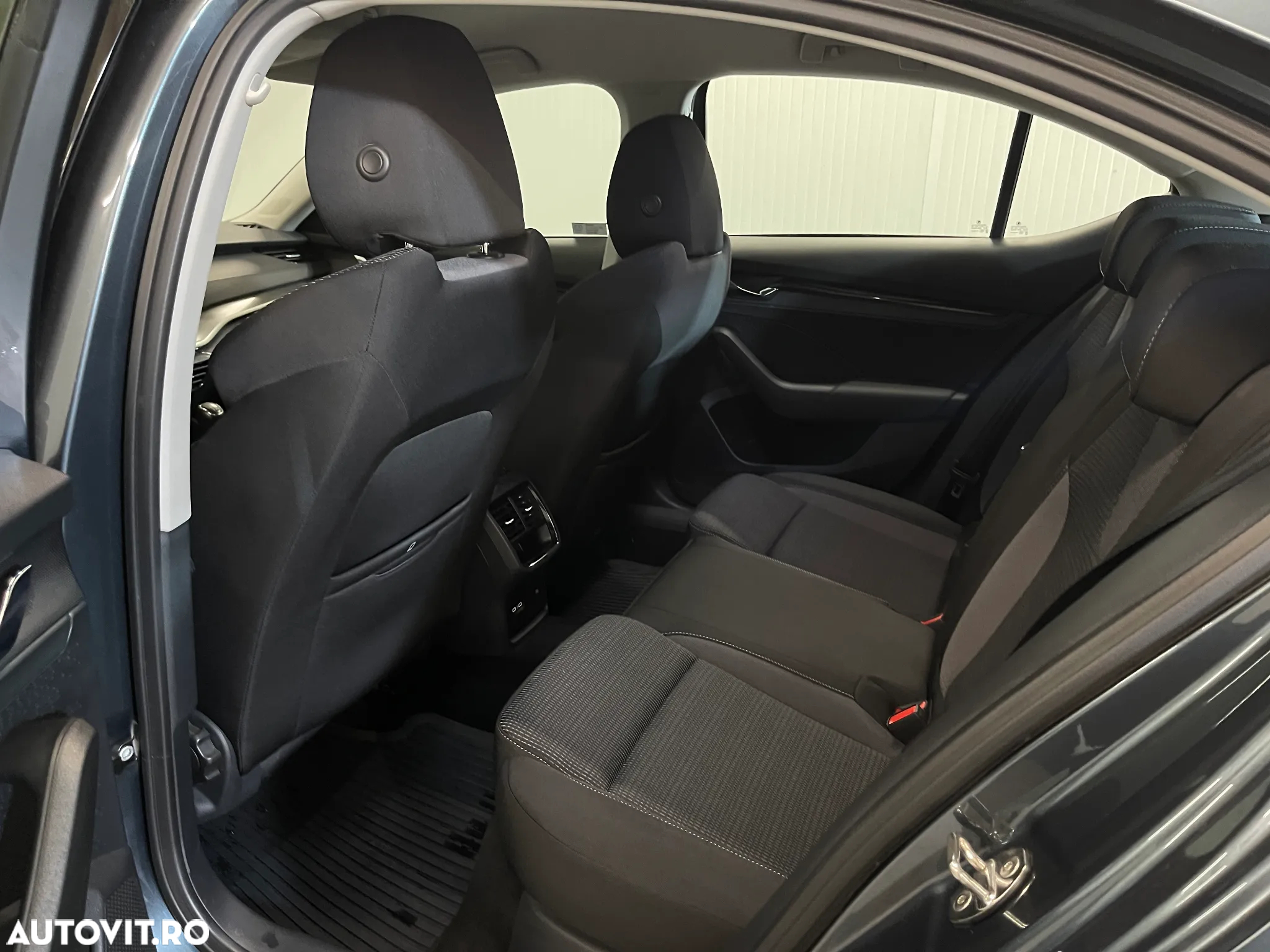Skoda Octavia 2.0 TDI Ambition - 10
