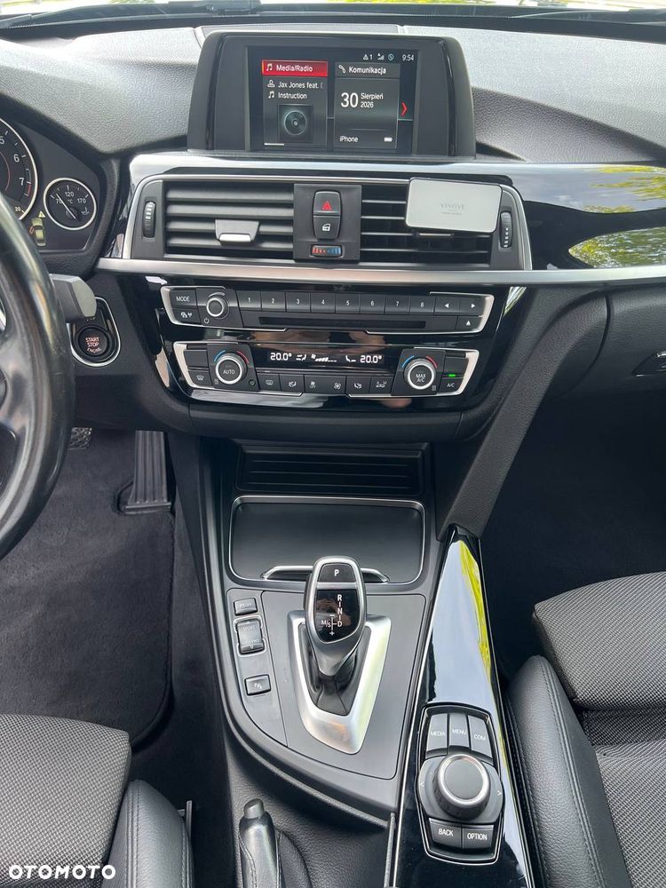 BMW Seria 3 - 26