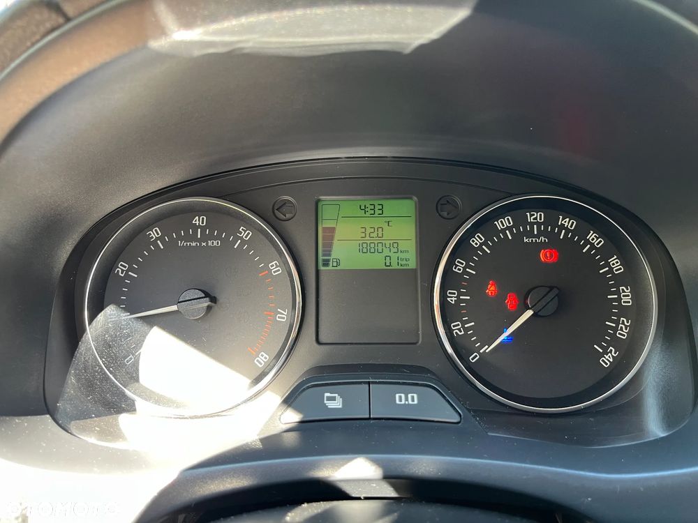 Skoda Fabia 1.2 HTP - 17