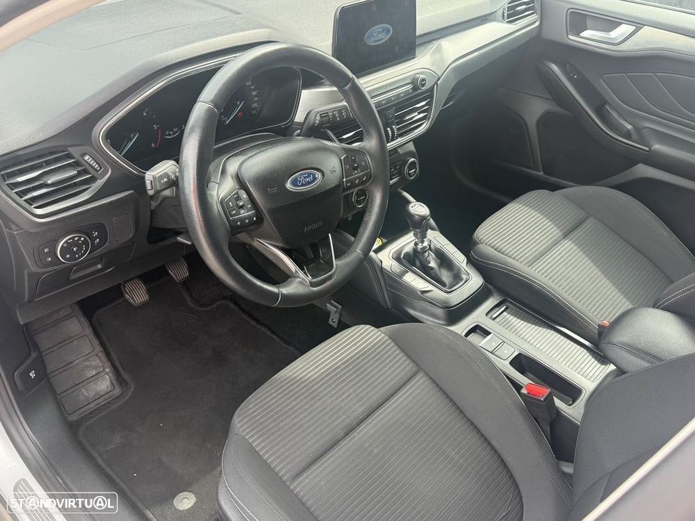 Ford Focus SW 1.5 TDCi EcoBlue Titanium - 42