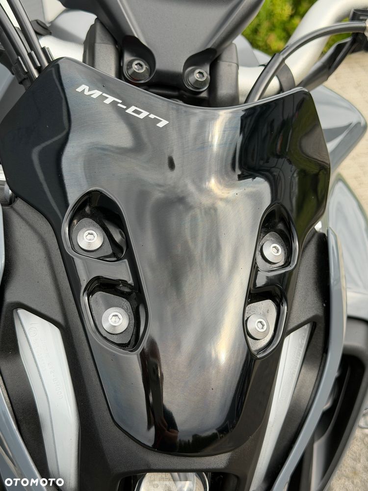 Yamaha MT - 19