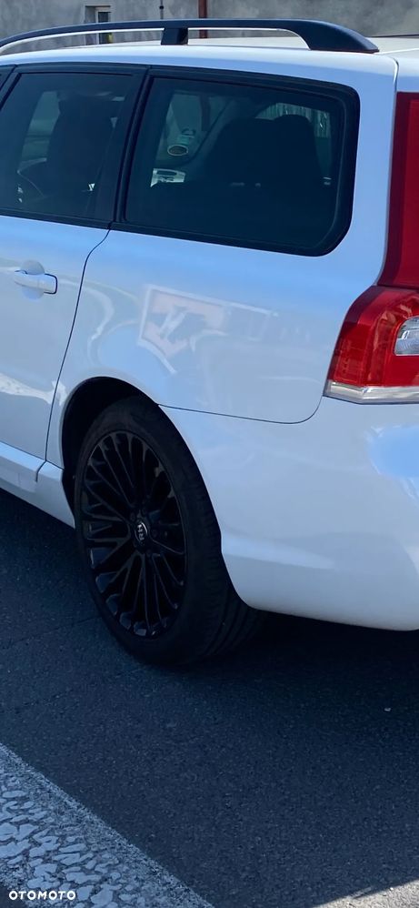 Volvo V70 D3 Geartronic Black Edition - 26