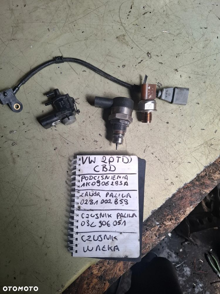 VW PASSAT B6 GOLF VI AUDI A3 LEON II 2,0TDI czujnik wału walka paliwa 03L906051 0281006003 - 2