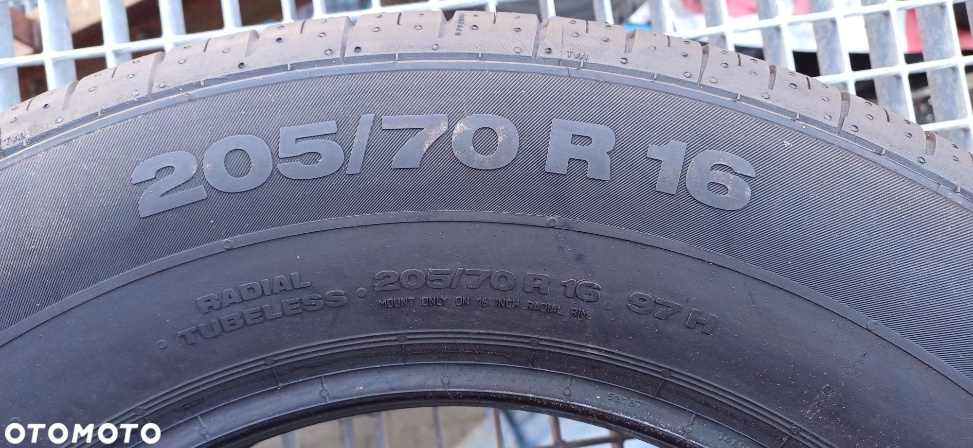 205/70R16 97H CONTINENTAL , dwie opony letnie DEMO. - 4
