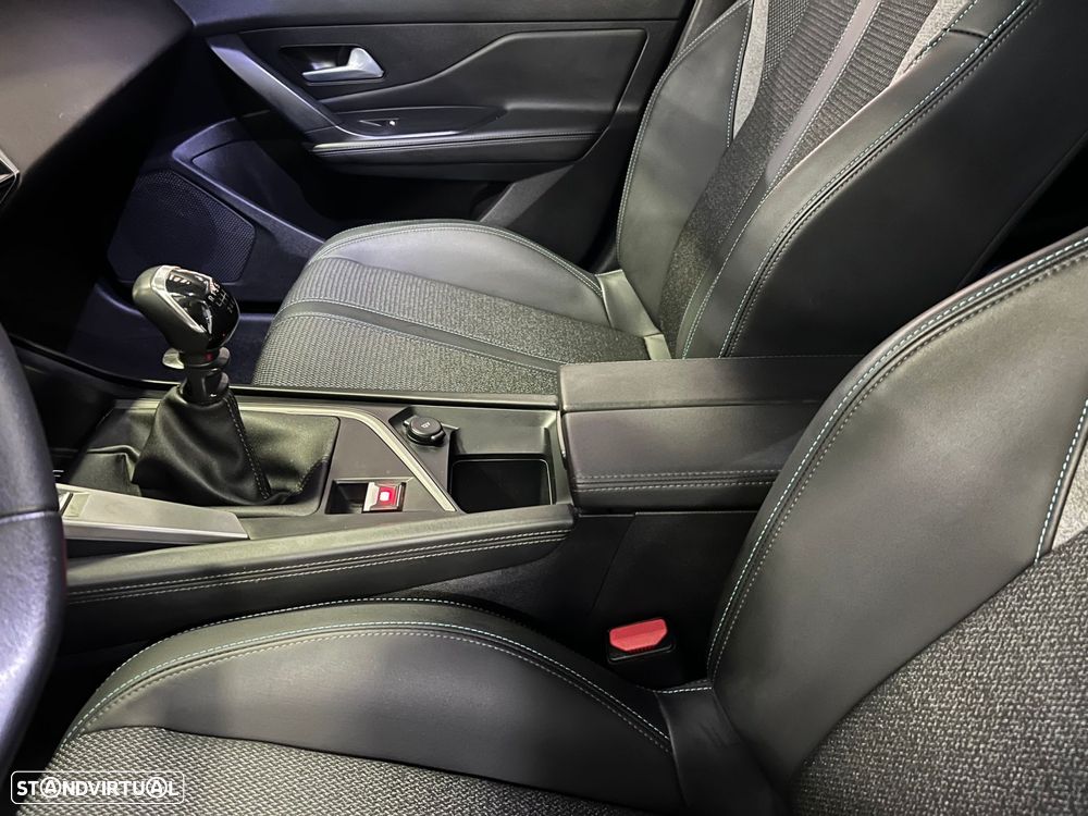 Peugeot 308 SW 1.2 PureTech Allure Pack - 10