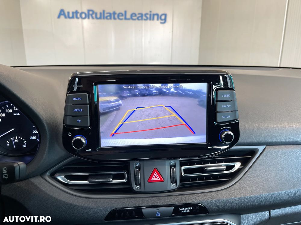 Hyundai i30 1.5 110CP M/T Highway - 13