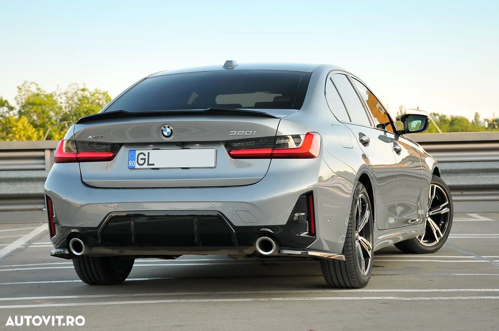 BMW Seria 3 320i AT - 10
