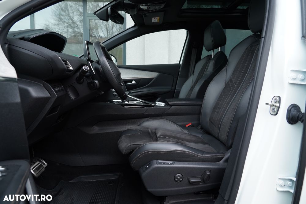 Peugeot 3008 PHEV EAT8 GT Pack - 29