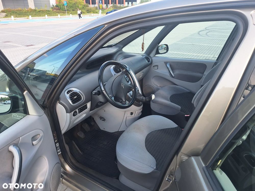 Citroën Xsara Picasso - 9