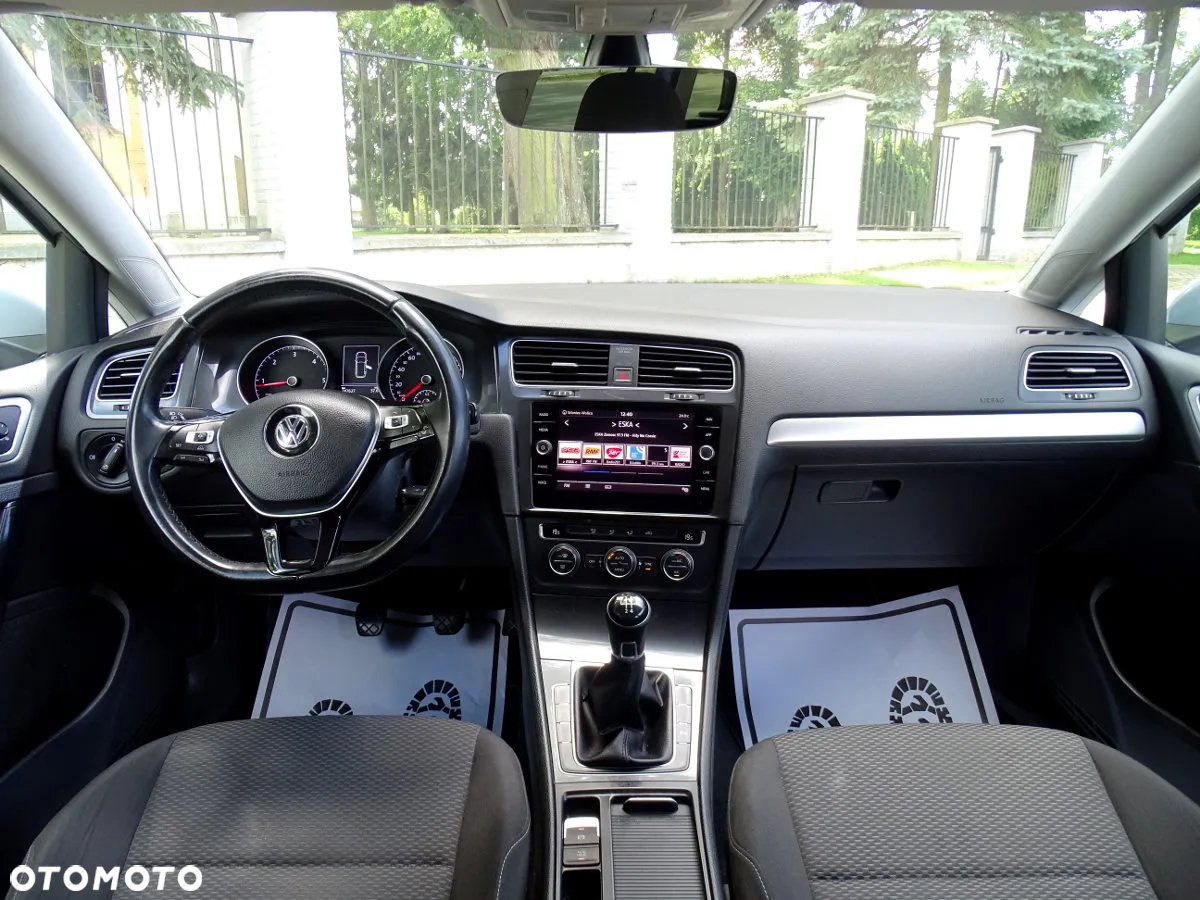 Volkswagen Golf VII 1.6 TDI BMT Comfortline - 16