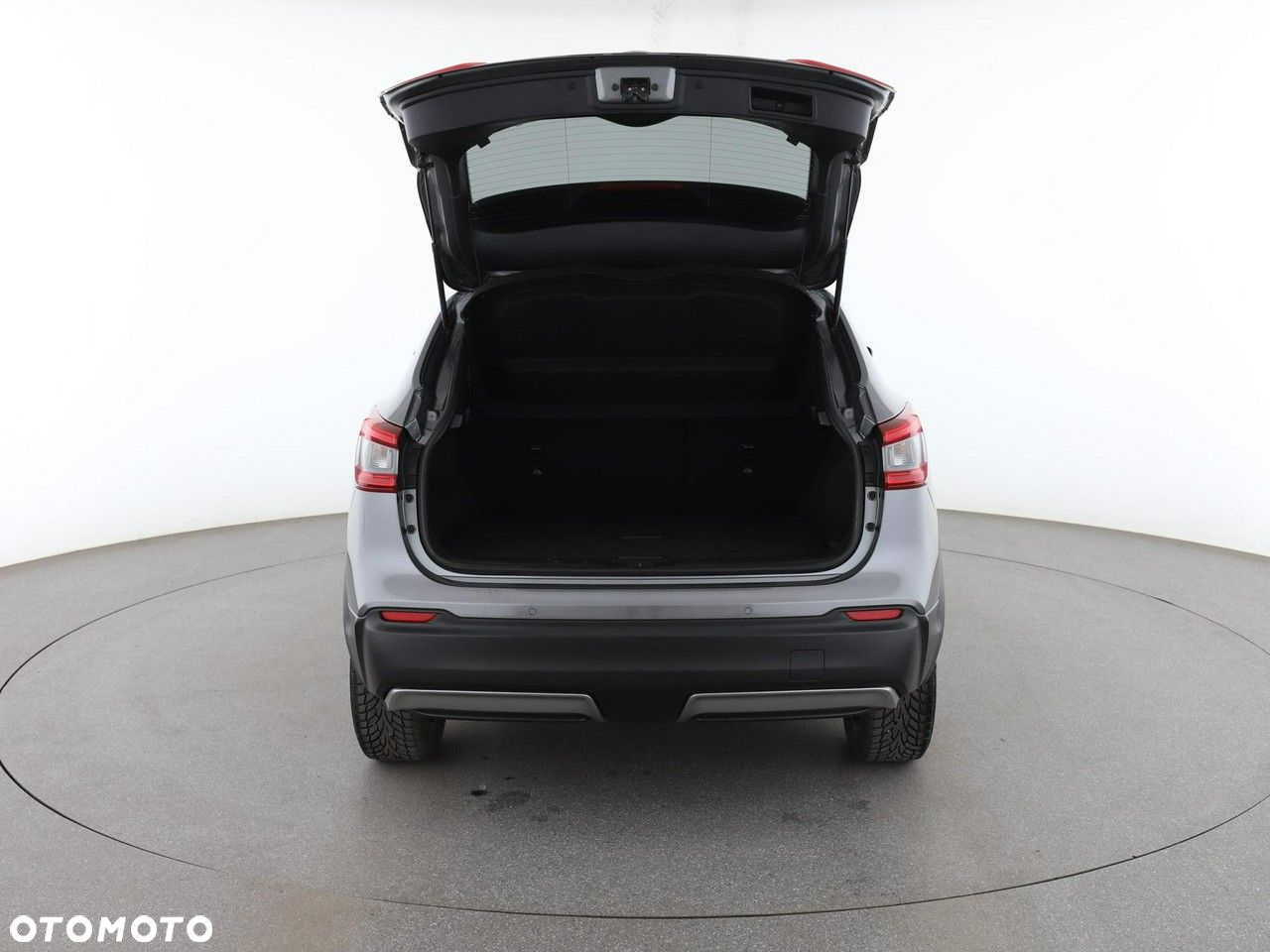 Nissan Qashqai 1.6 DCi N-Connecta Xtronic - 19