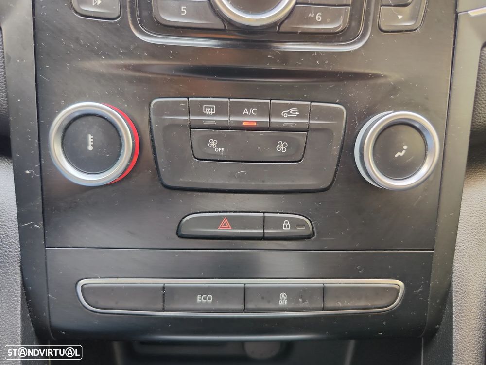 Renault Mégane 1.5 dCi Zen - 32