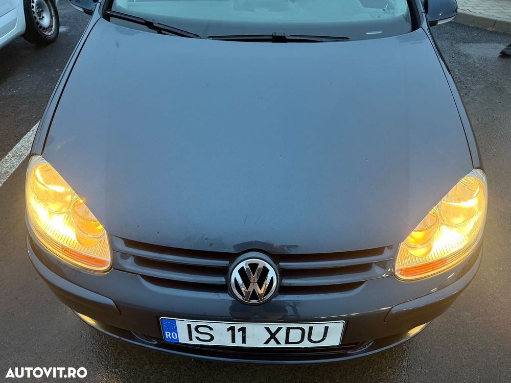 Volkswagen Golf 1.9 TDI DPF Tour - 2