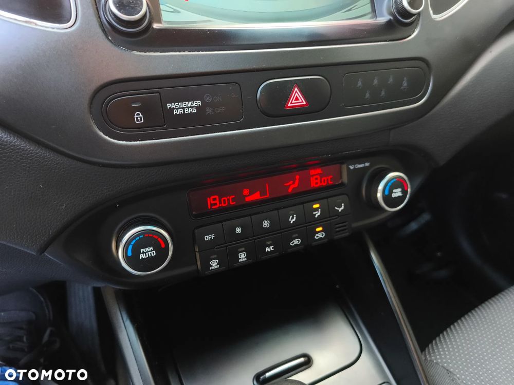 Kia Carens 1.7 CRDi XL 7os - 16