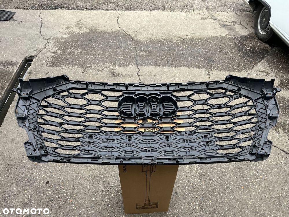 grill atrapa chłodnicy audi q3 ii 83f - 8