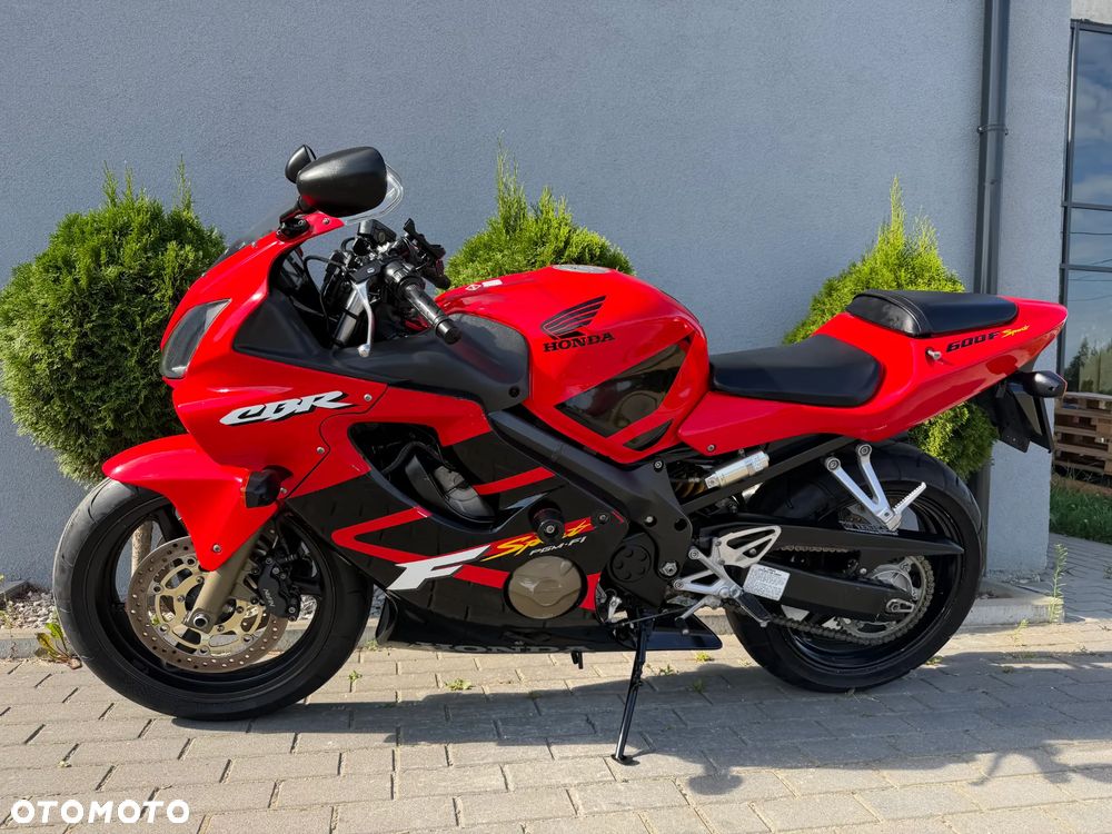 Honda CBR - 6