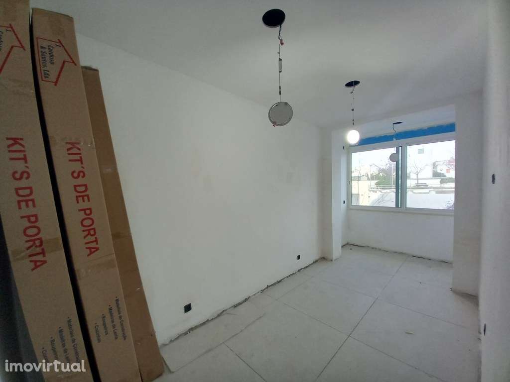 Apartamento T4 Venda em Laranjeiro e Feijó,Almada - Grande imagem: 5/39