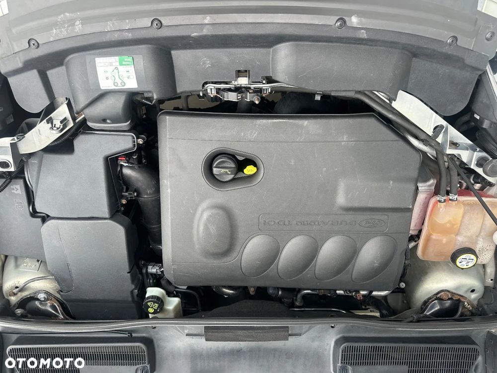 Ford Kuga 2.0 TDCi Titanium FWD - 9