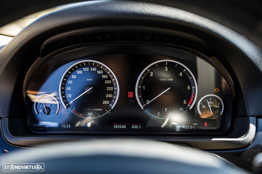 BMW 525 d Line Luxury Auto - 10