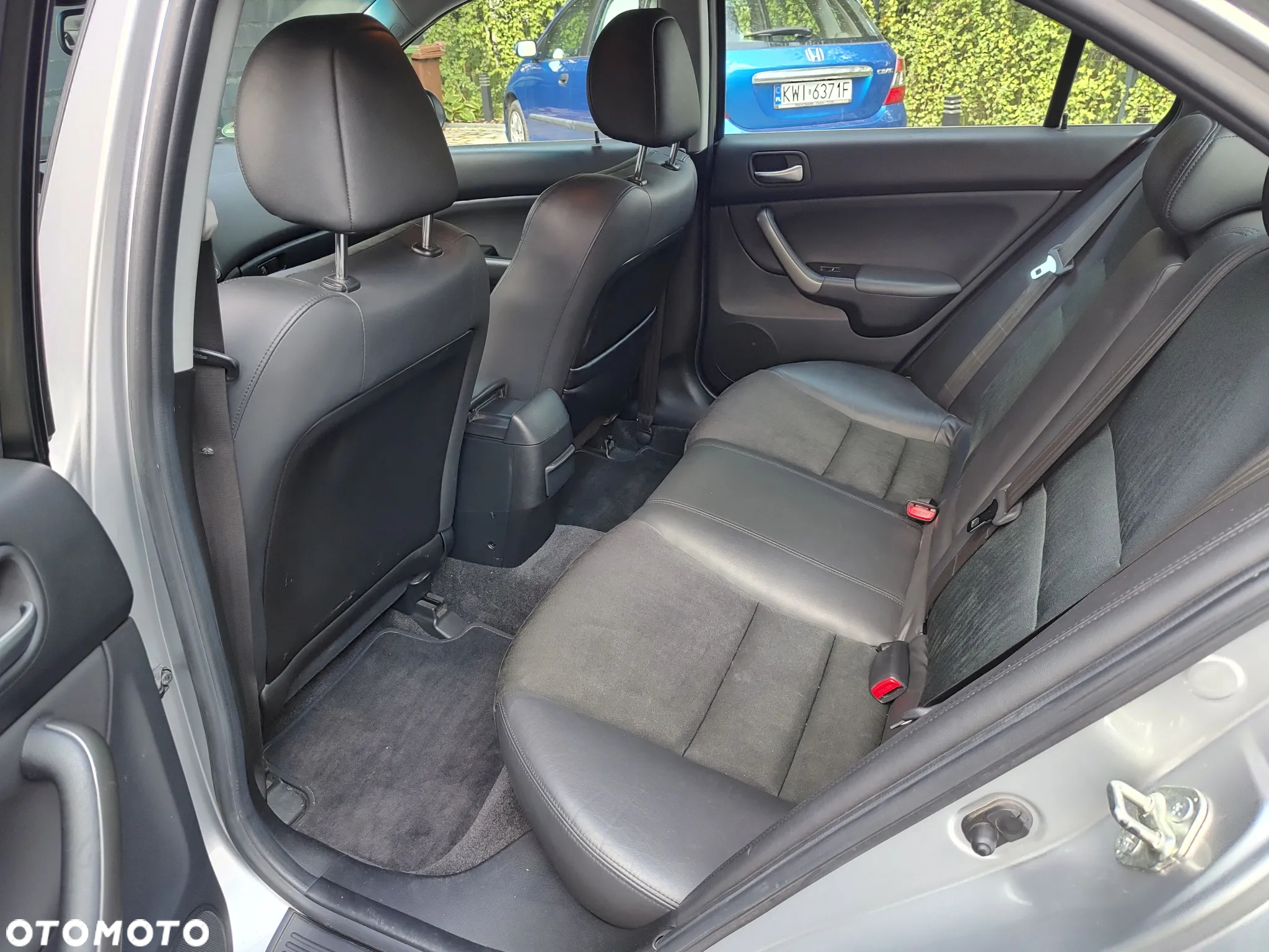 Honda Accord 2.0 Sport - 12