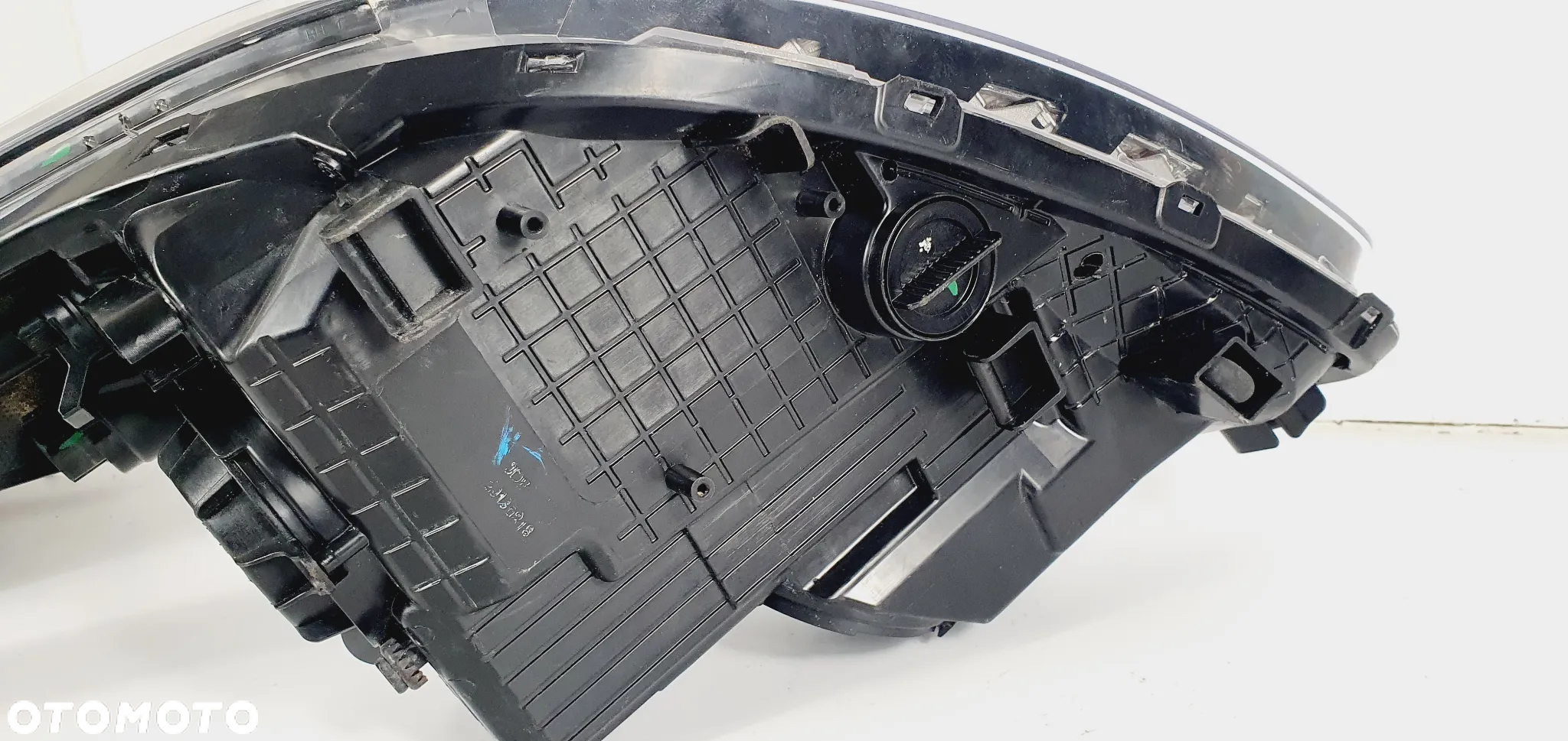 KIA CEED II 12r+ PRAWA LAMPA PRZÓD SOCZEWKA LED ORY EU - 9