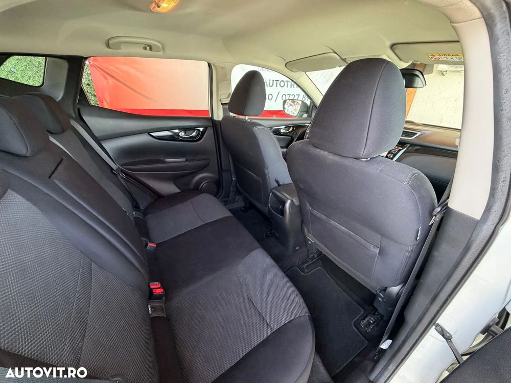 Nissan Qashqai 1.5 DCI N-Connecta - 20