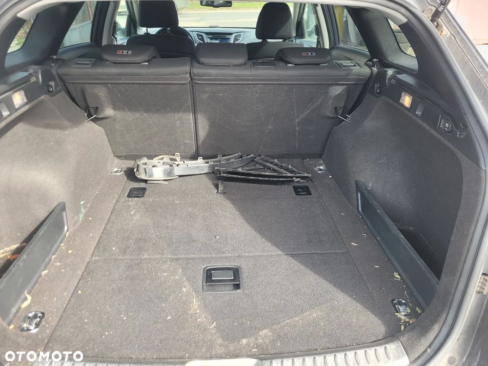 Hyundai i40 Kombi blue 1.7 CRDi DCT Premium - 10