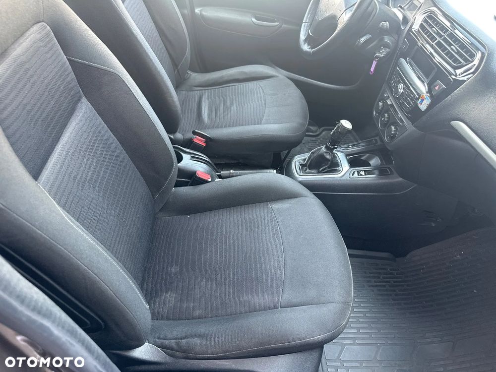 Peugeot 301 1.6 VTi Active - 20